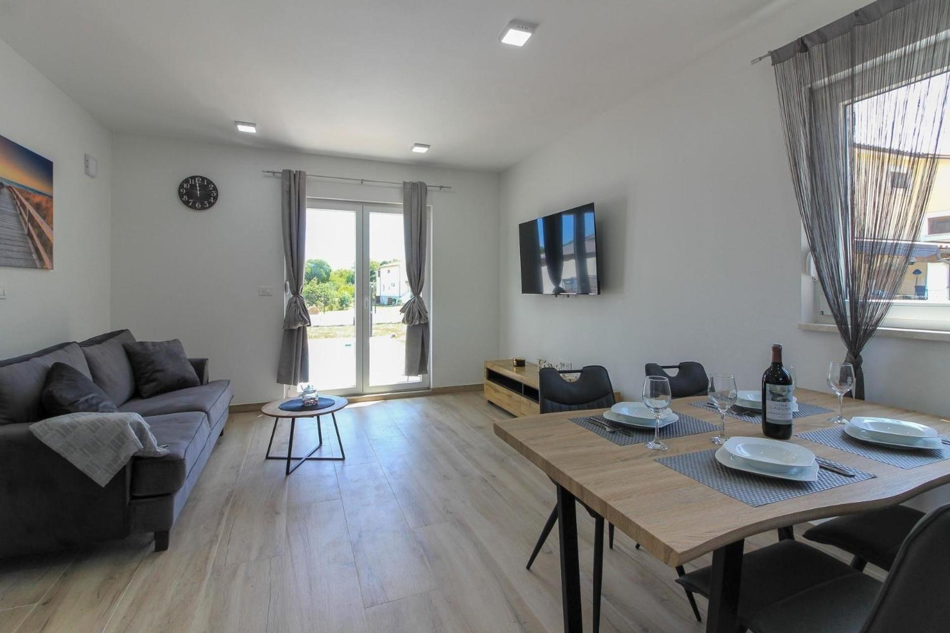 Ferienhaus Mit Privatpool Fuer 4 Personen Ca 60 Qm In Sisan, Istrien Suedkueste Von Istrien 외부 사진