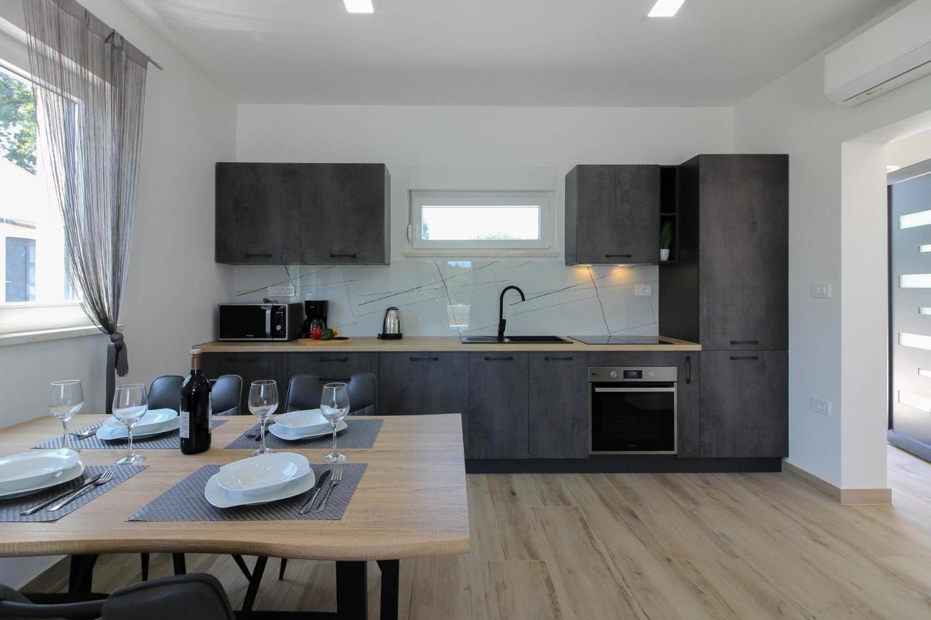 Ferienhaus Mit Privatpool Fuer 4 Personen Ca 60 Qm In Sisan, Istrien Suedkueste Von Istrien 외부 사진