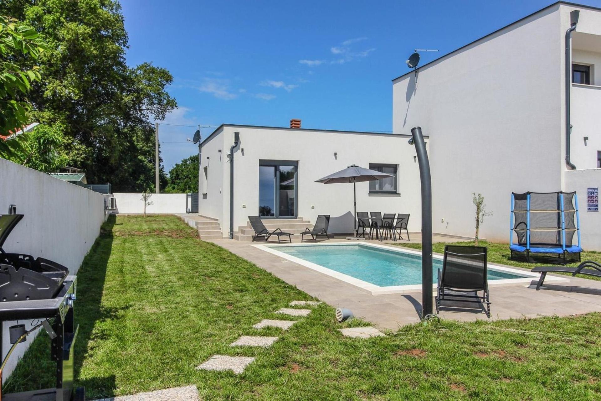 Ferienhaus Mit Privatpool Fuer 4 Personen Ca 60 Qm In Sisan, Istrien Suedkueste Von Istrien 외부 사진