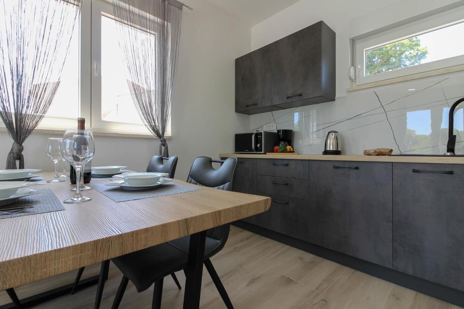 Ferienhaus Mit Privatpool Fuer 4 Personen Ca 60 Qm In Sisan, Istrien Suedkueste Von Istrien 외부 사진
